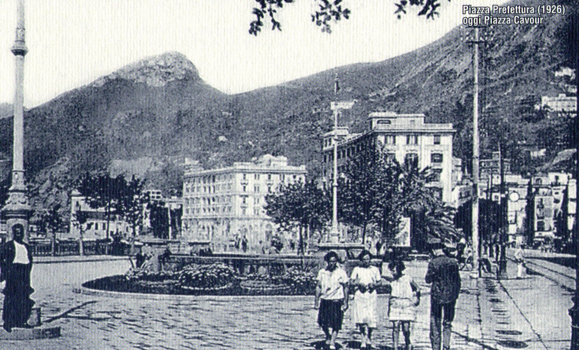 
		Piazza Prefettura (1926)        